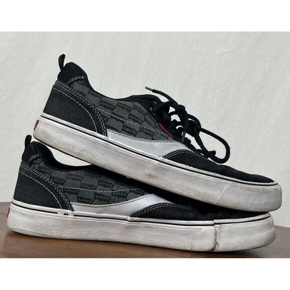 Levi’s Low Top Sneakers Mens 8.5 Black Gray Canvas Logo Lace Up Shoes Streetwear - Picture 5 of 10